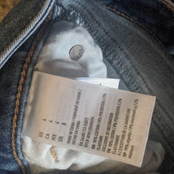 High Rise Shorts - Picture 4 of 5